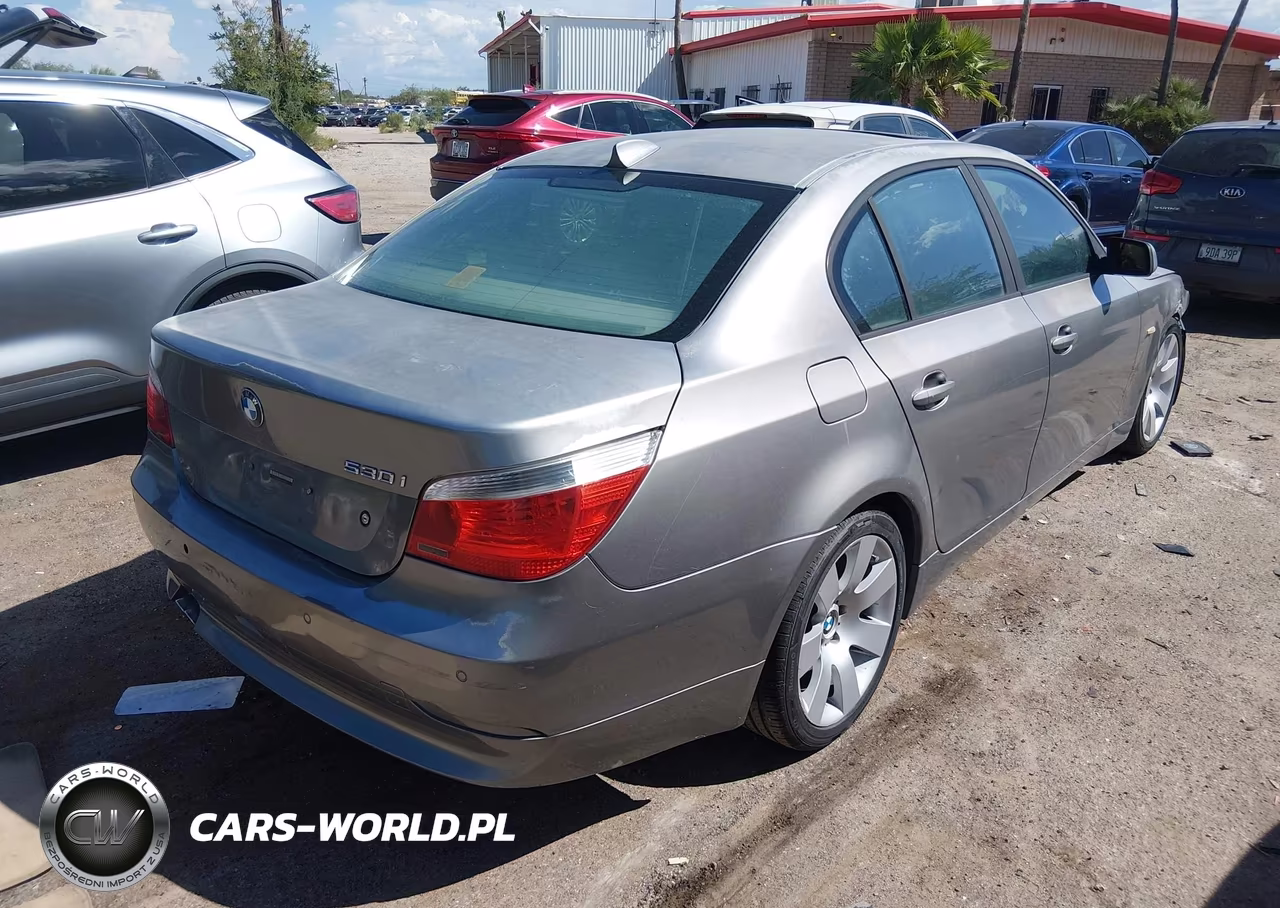 2007 BMW 530I VIN:WBANE735X7CM53670 - 4