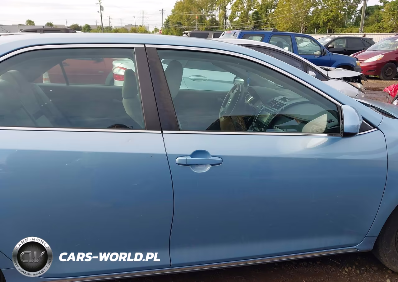 2013 Toyota Camry Le VIN:4T1BF1FK1DU718172 - 13