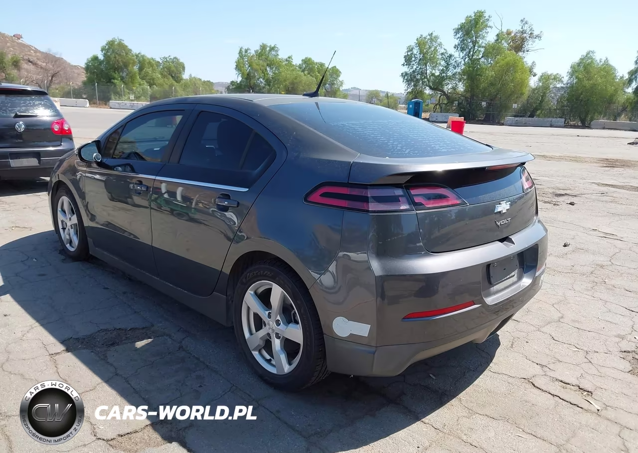 2013 Chevrolet Volt VIN:1G1RE6E45DU137028 - 3