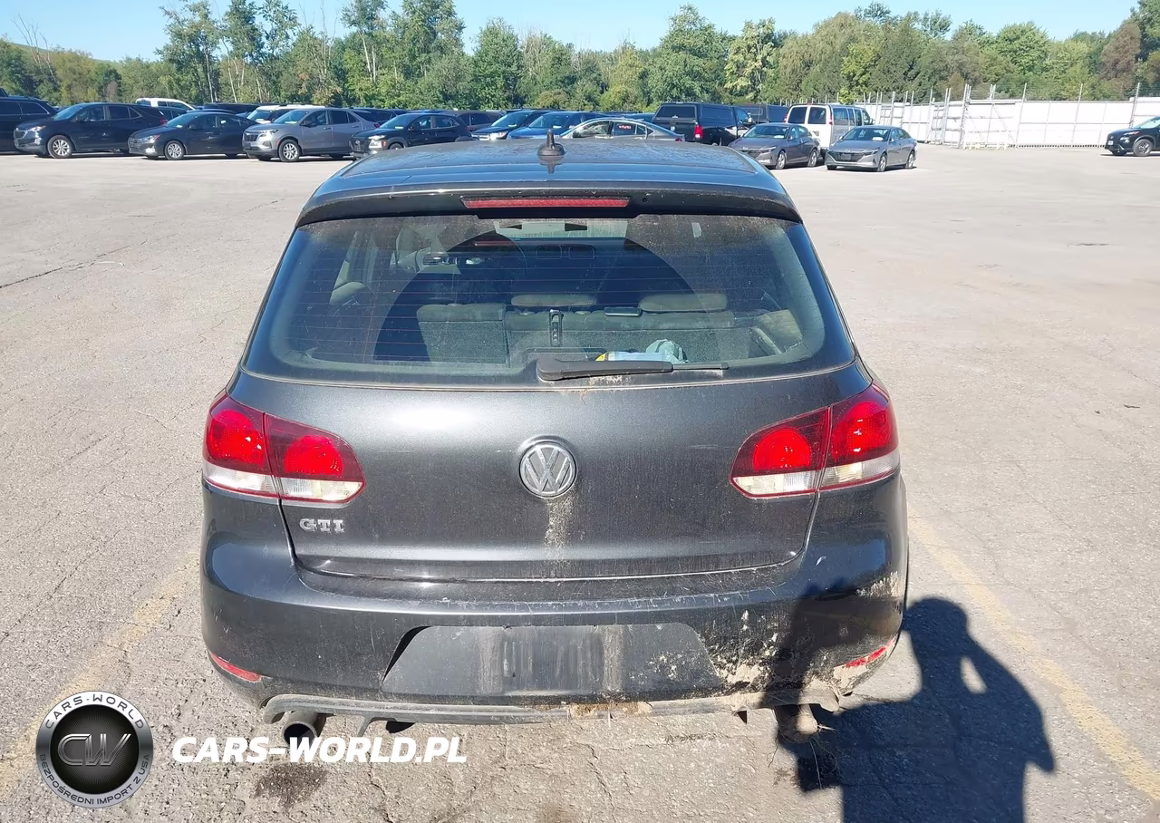 2010 Volkswagen Gti 4-Door VIN:WVWHD7AJ5AW421413 - 15