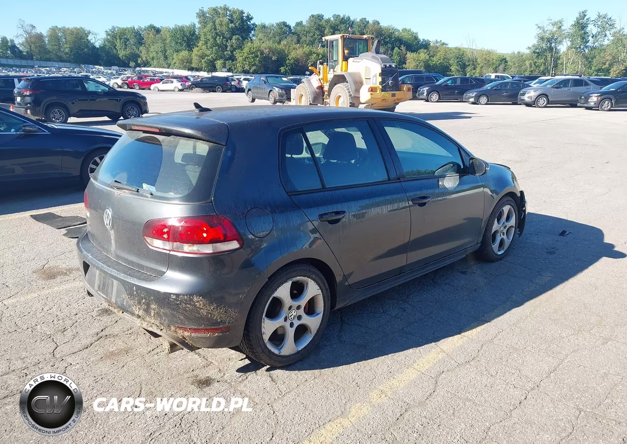 2010 Volkswagen Gti 4-Door VIN:WVWHD7AJ5AW421413 - 4