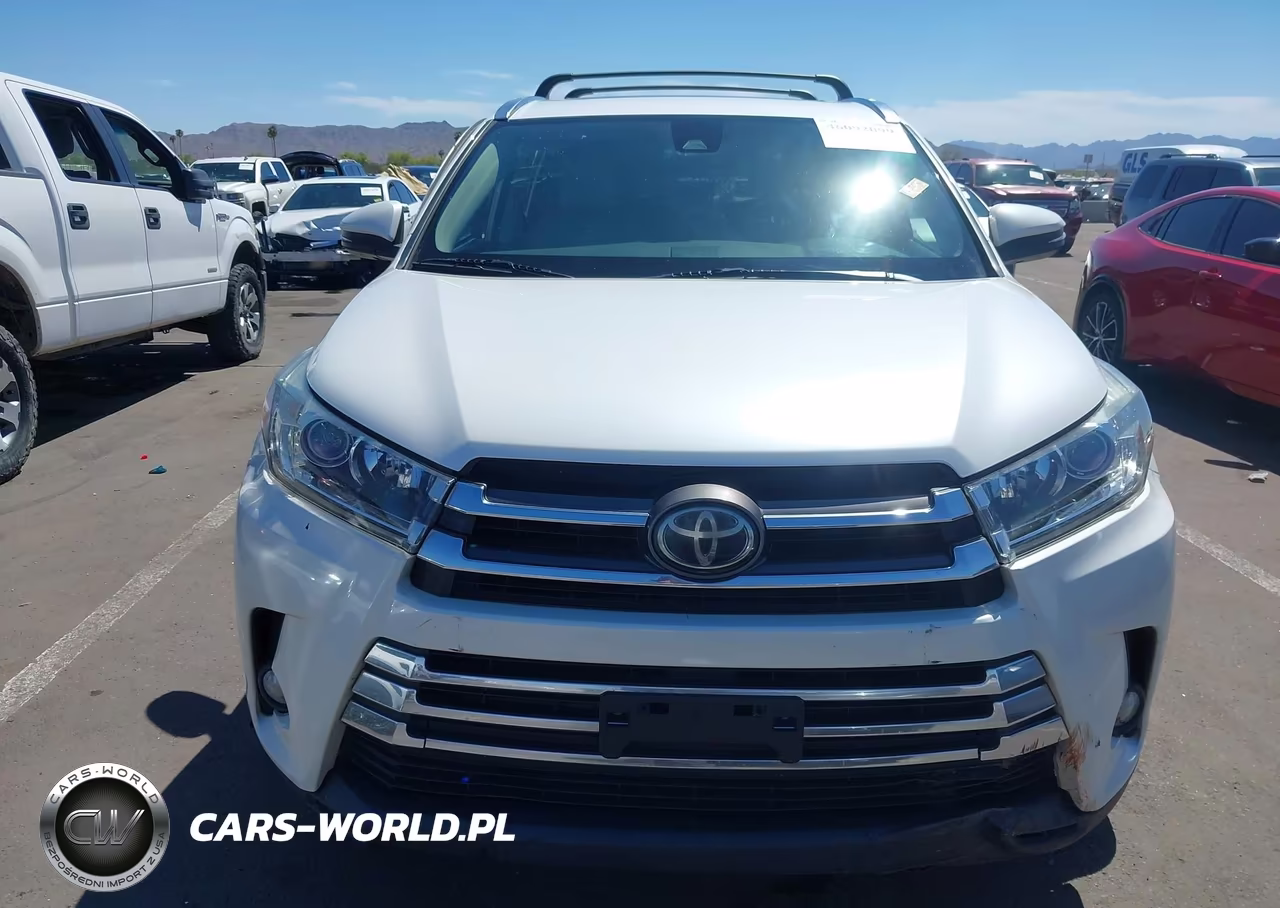 2017 Toyota Highlander Limited VIN:5TDYZRFH8HS210932 - 12