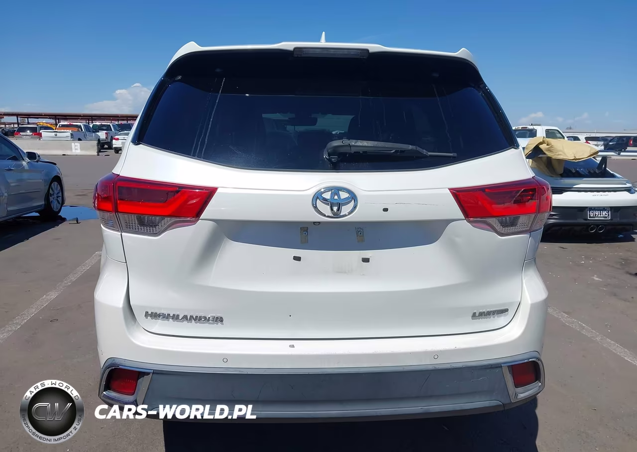 2017 Toyota Highlander Limited VIN:5TDYZRFH8HS210932 - 16
