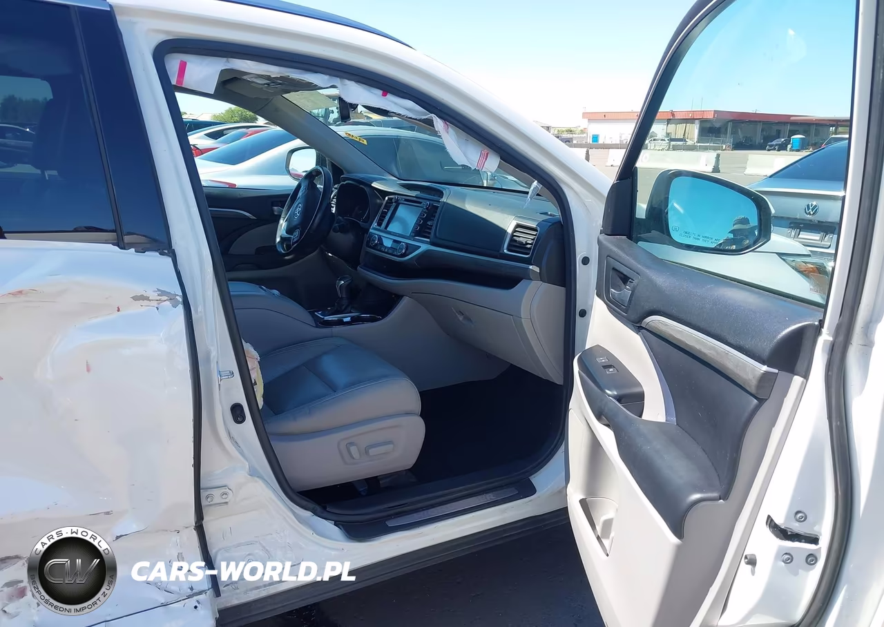 2017 Toyota Highlander Limited VIN:5TDYZRFH8HS210932 - 5