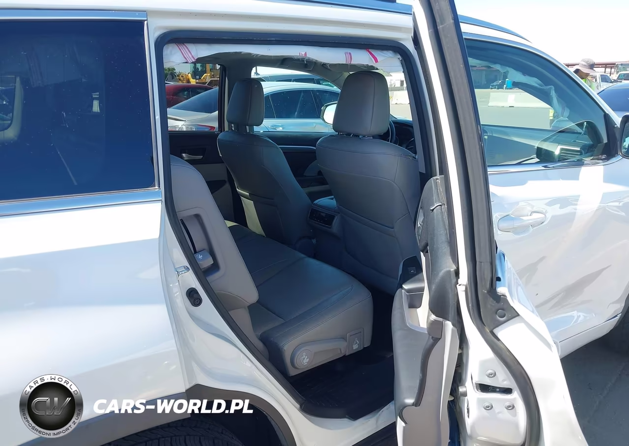 2017 Toyota Highlander Limited VIN:5TDYZRFH8HS210932 - 8