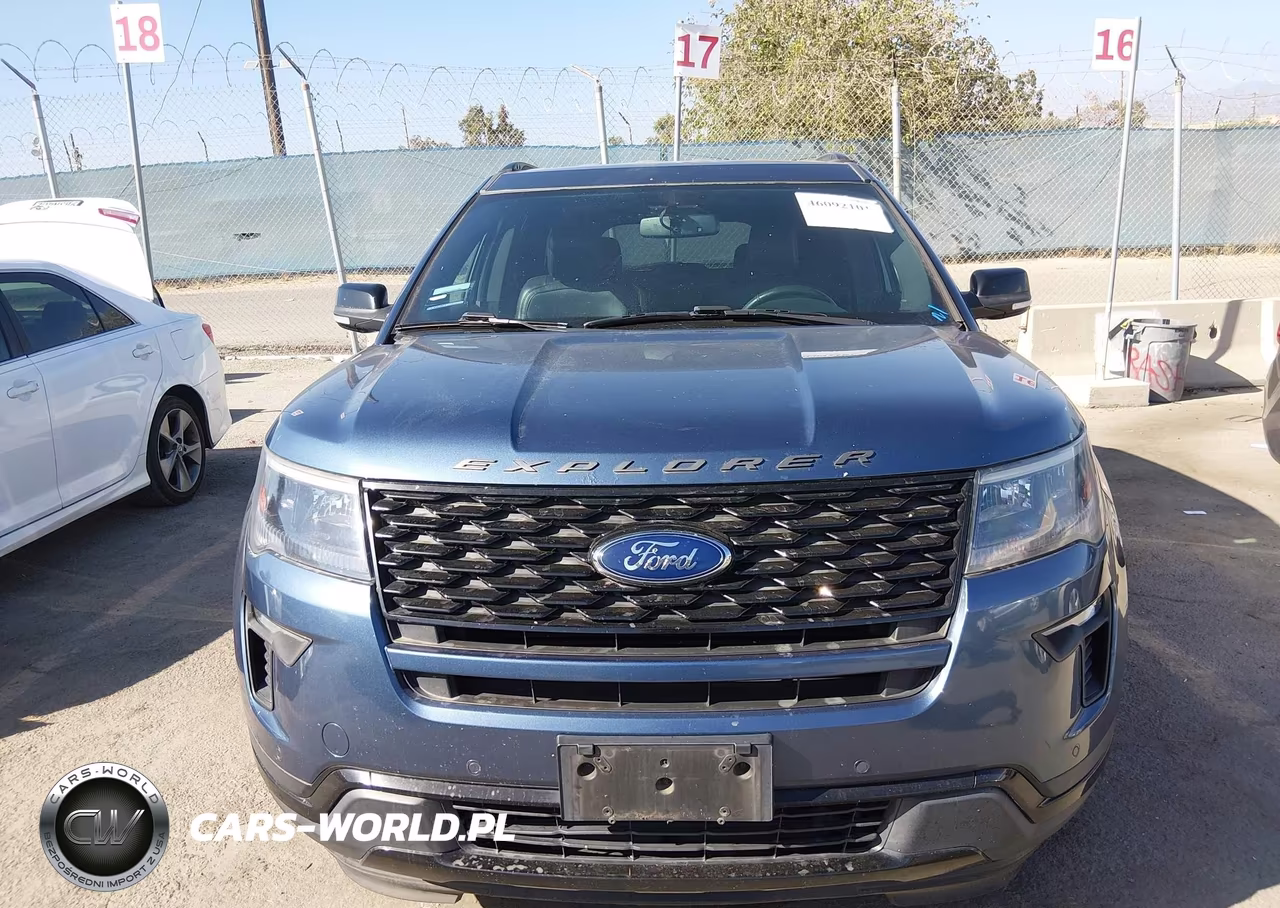 2018 Ford Explorer Sport VIN:1FM5K8GT6JGB79387 - 12