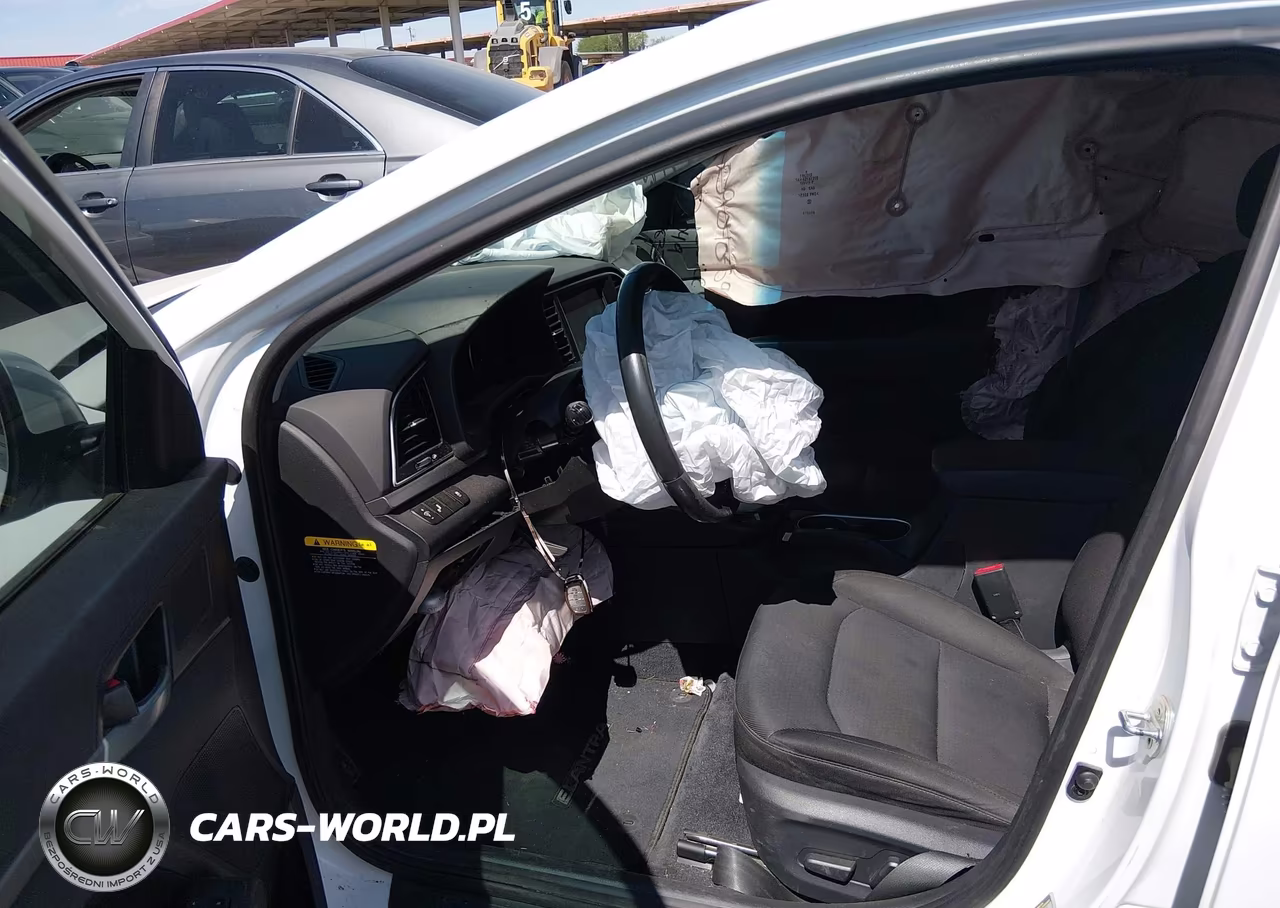 2017 Hyundai Elantra Value Edition VIN:5NPD84LF0HH208833 - 5