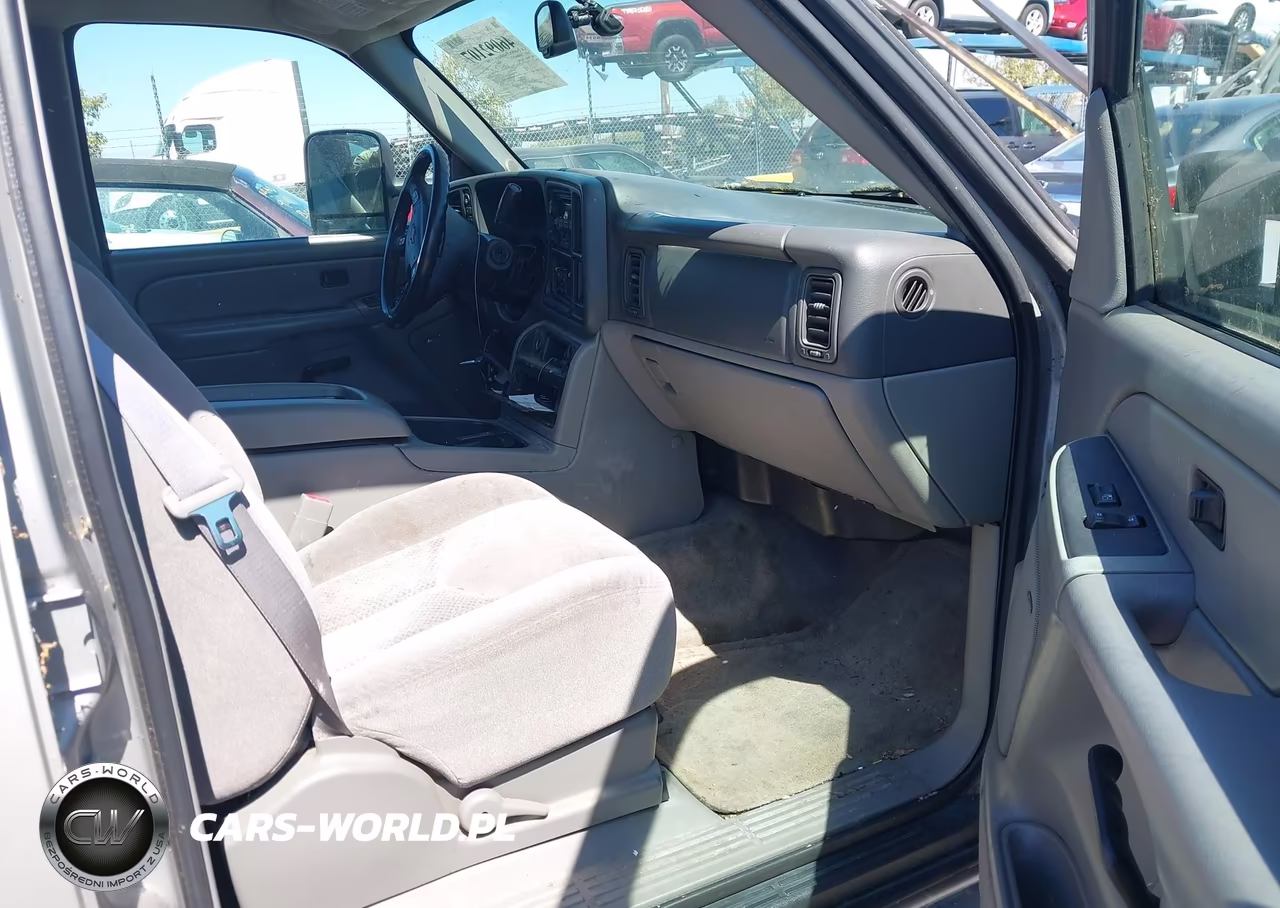 2005 Chevrolet Tahoe Ls VIN:1GNEK13T55J185957 - 5
