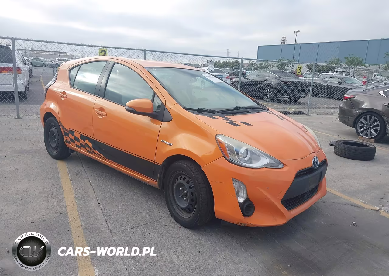 2015 Toyota Prius C One