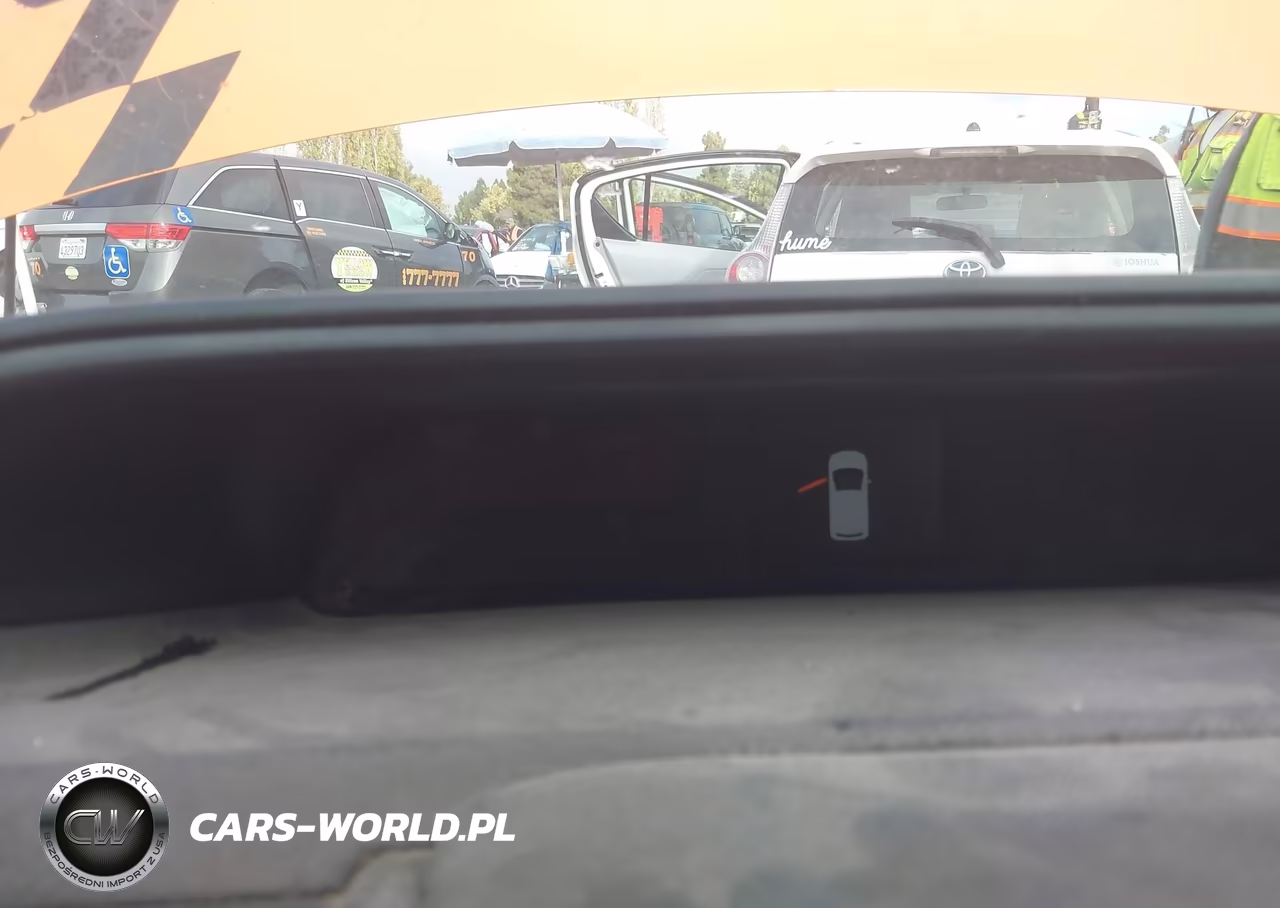 2015 Toyota Prius C One VIN:JTDKDTB3XF1089844 - 7