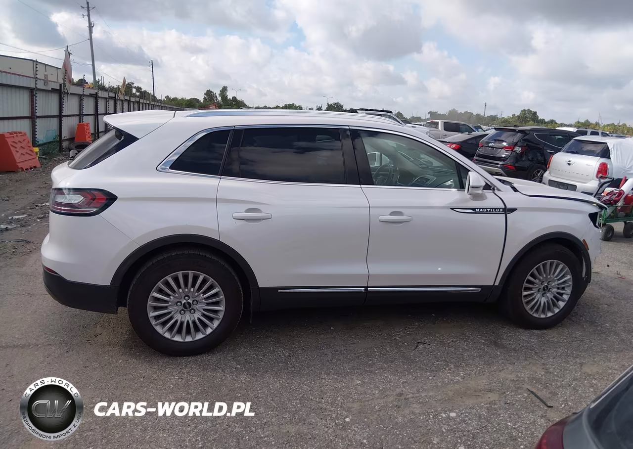 2019 Lincoln Nautilus Standard VIN:2LMPJ6J95KBL65948 - 13
