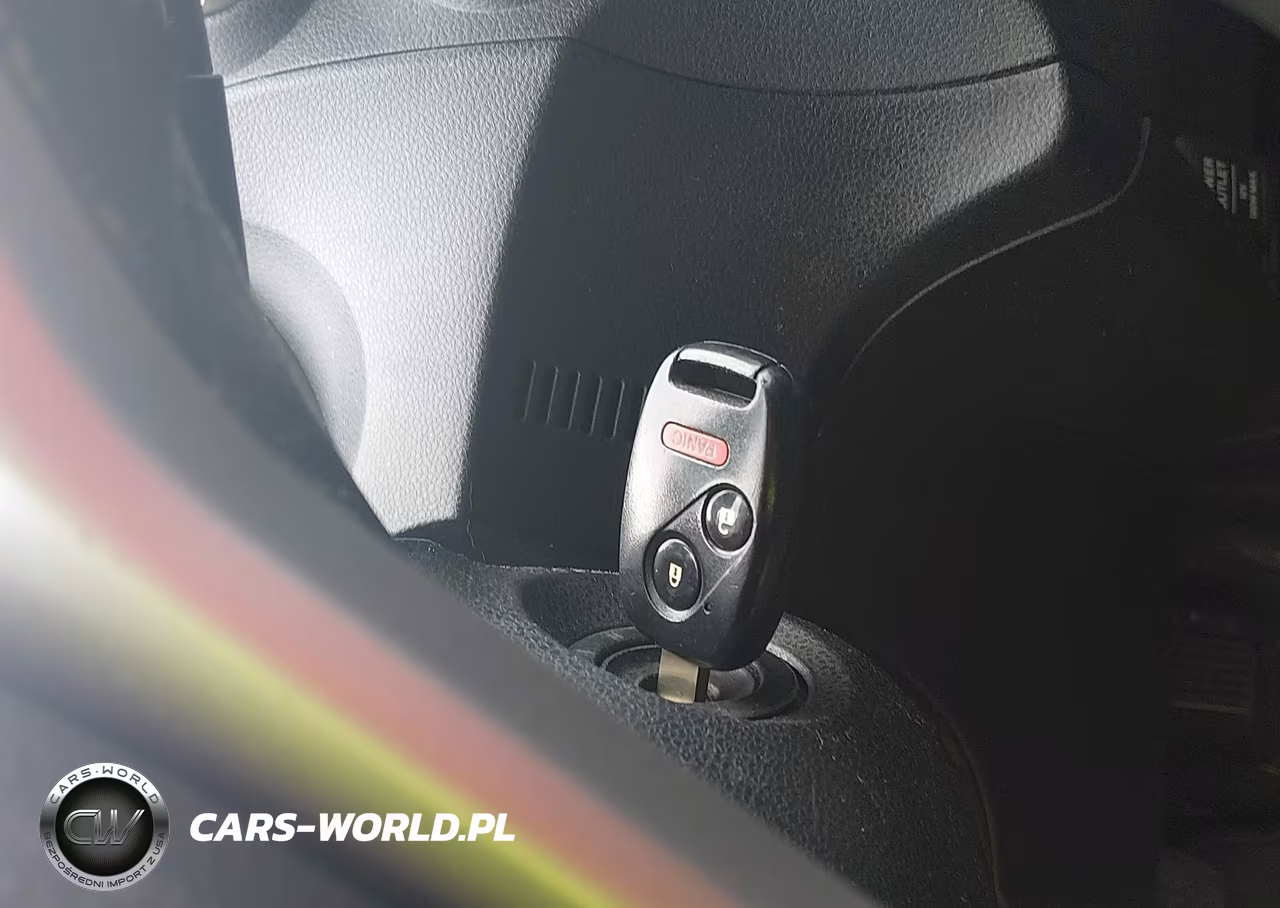 2011 Honda Fit Sport VIN:JHMGE8H52BC008101 - 11