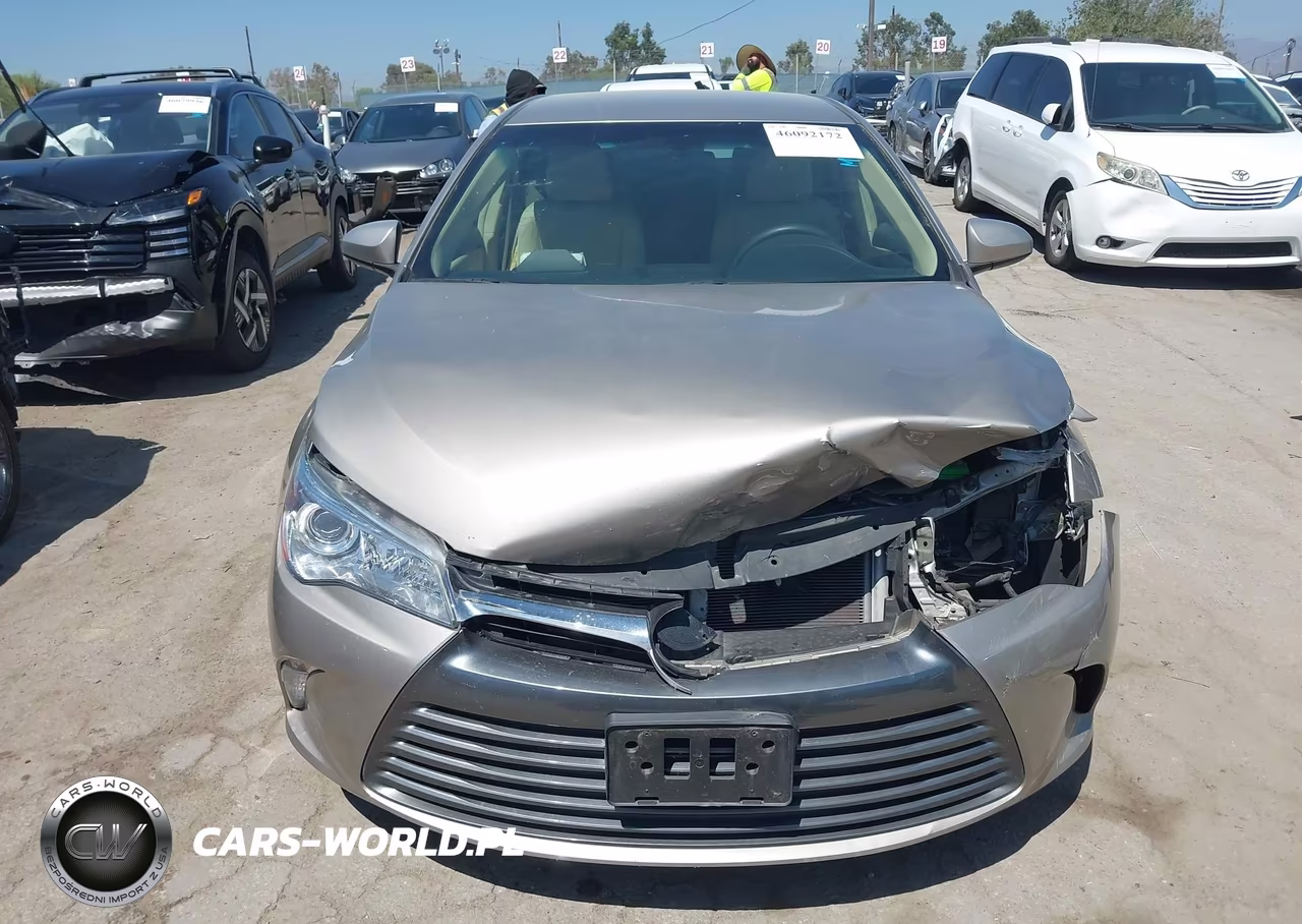 2017 Toyota Camry Le VIN:4T1BF1FK2HU357508 - 12