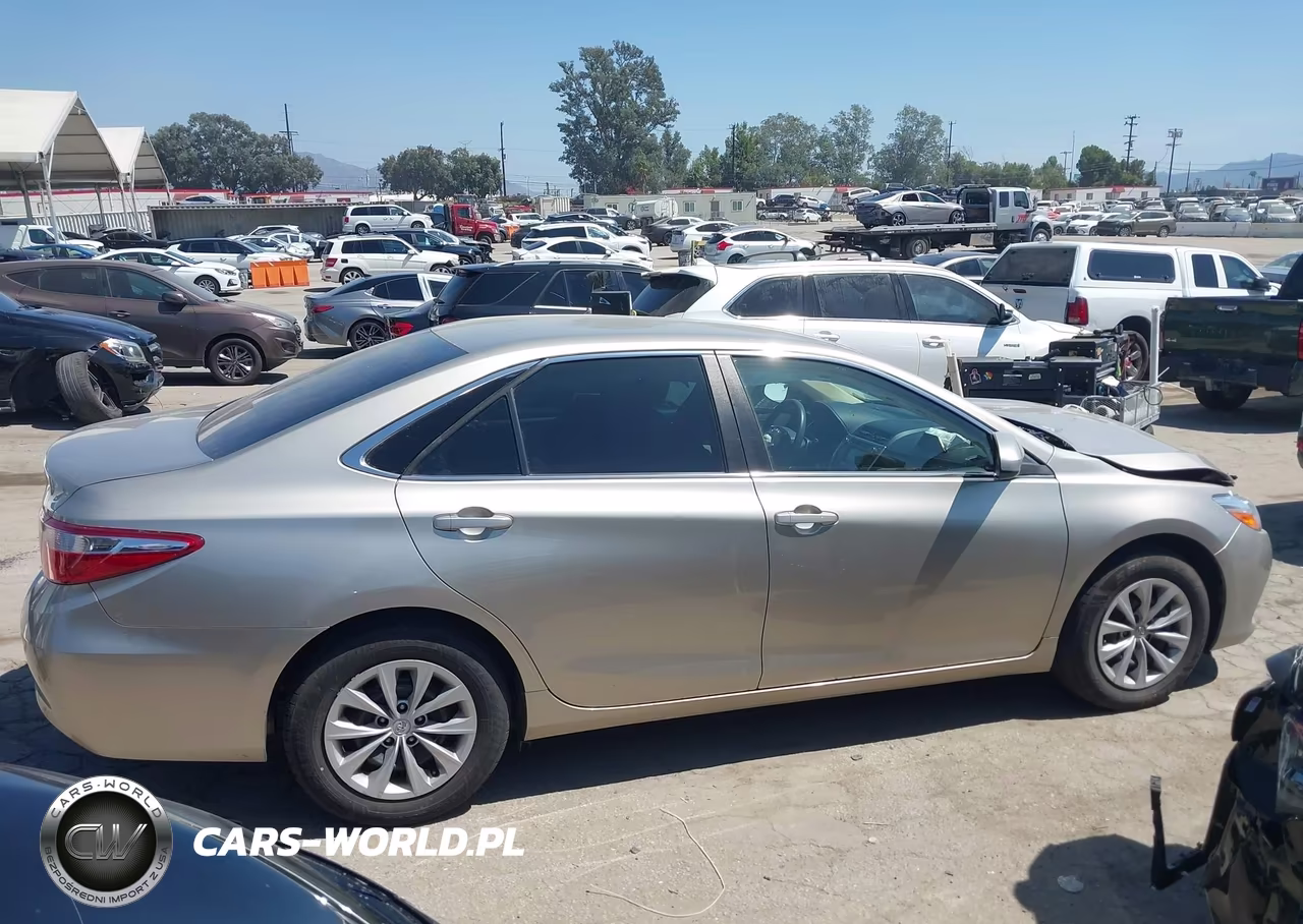 2017 Toyota Camry Le VIN:4T1BF1FK2HU357508 - 13
