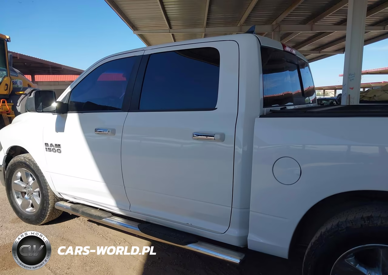 2015 Ram 1500 Big Horn VIN:1C6RR6LM4FS607831 - 14