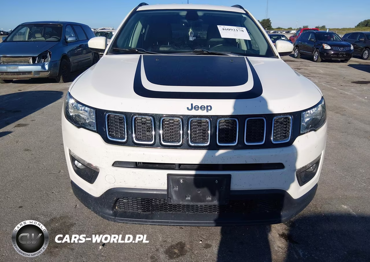 2018 Jeep Compass Latitude 4X4 VIN:3C4NJDBB8JT283843 - 12
