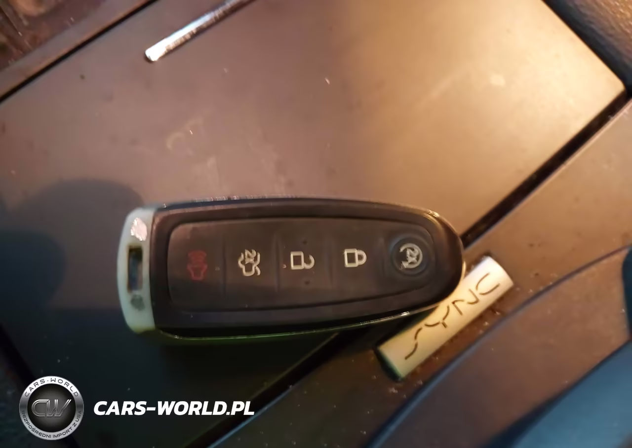 2016 Ford Taurus Sel VIN:1FAHP2E82GG106269 - 11