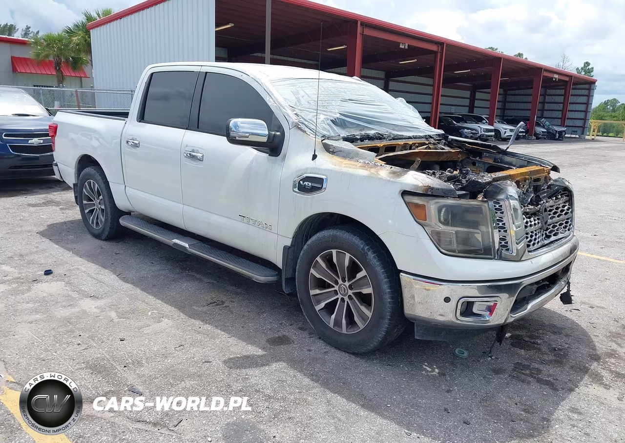 2017 Nissan Titan Sl