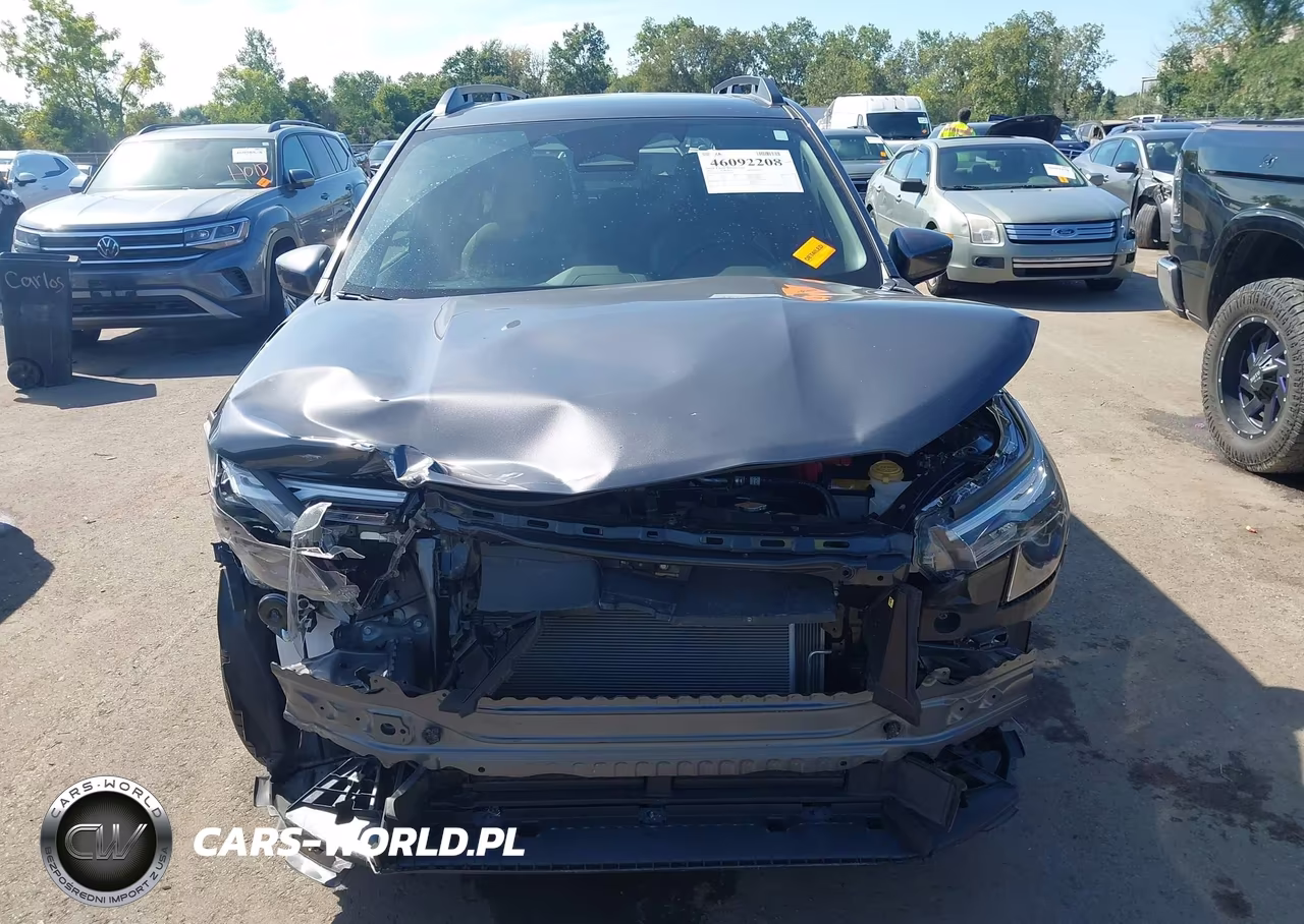 2025 Subaru Forester Premium VIN:JF2SLDDC0SH616864 - 13