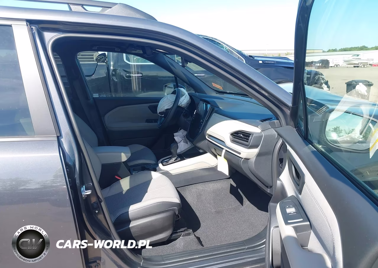 2025 Subaru Forester Premium VIN:JF2SLDDC0SH616864 - 5