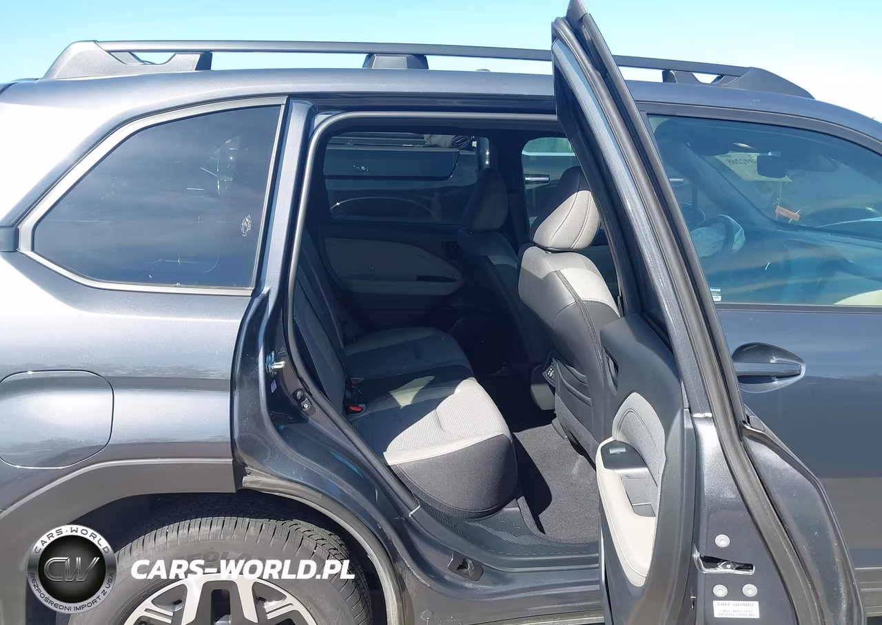 2025 Subaru Forester Premium VIN:JF2SLDDC0SH616864 - 8