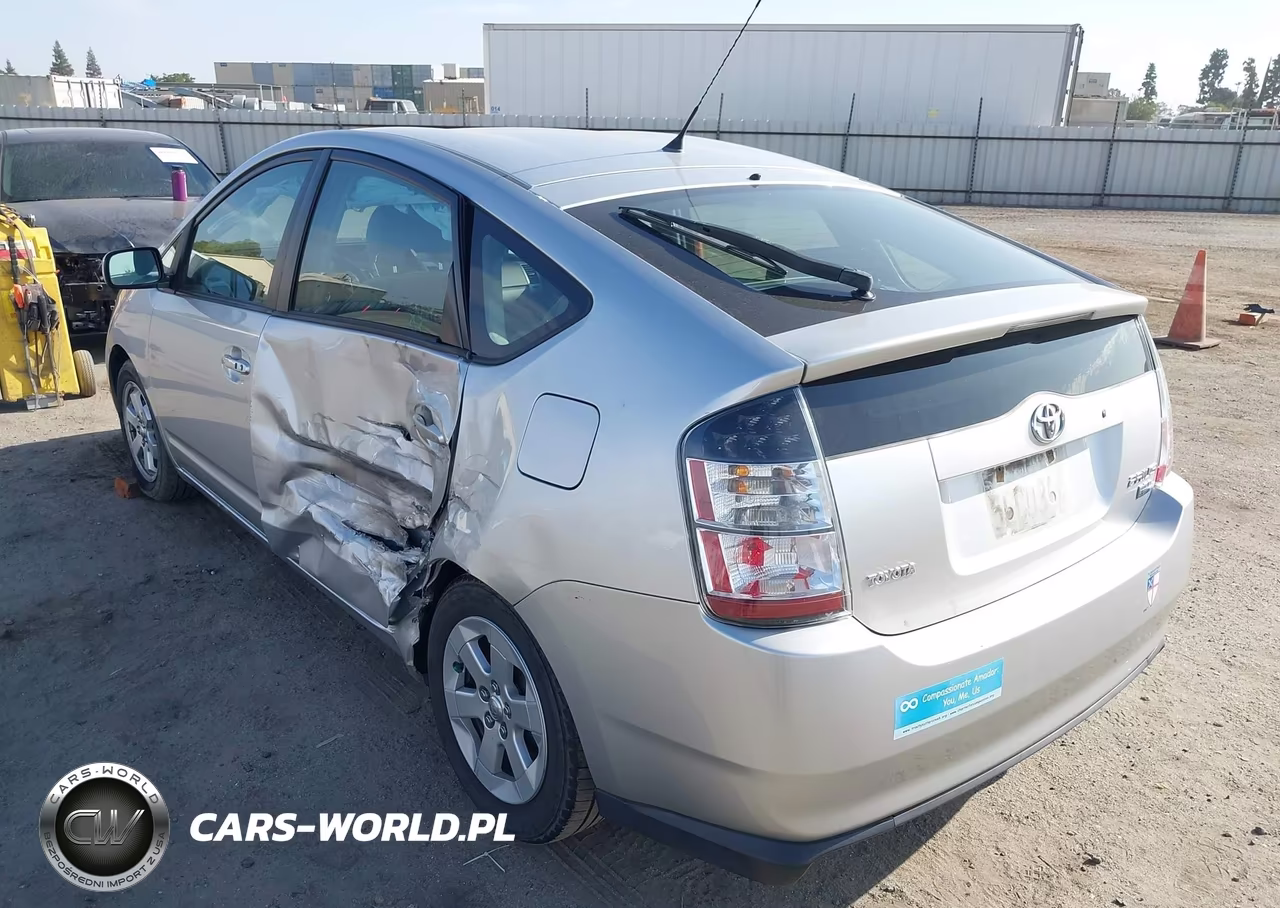 2005 Toyota Prius VIN:JTDKB20U257014918 - 3