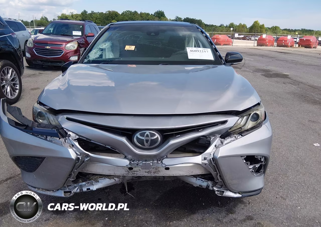 2019 Toyota Camry Xse VIN:4T1B61HK0KU195107 - 12