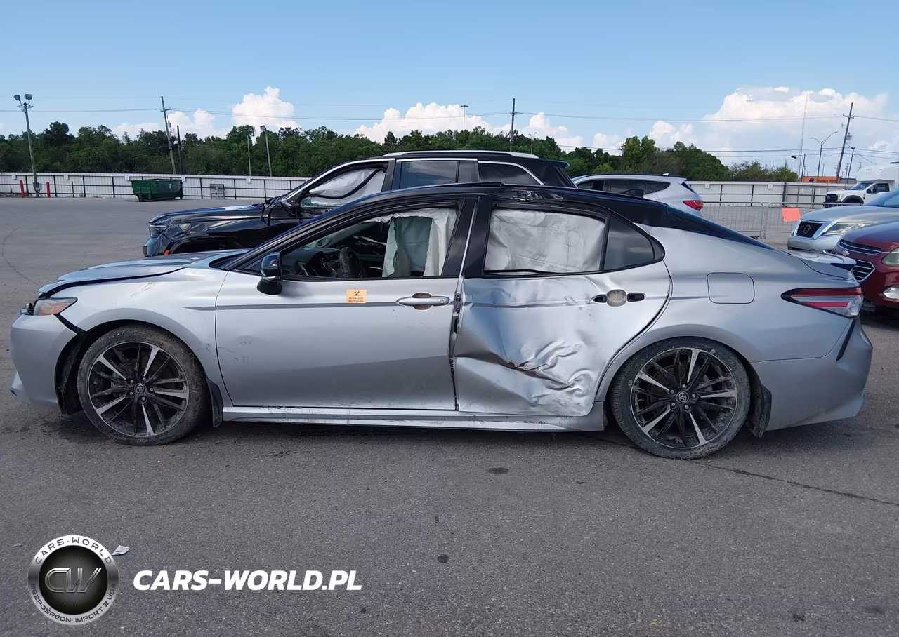 2019 Toyota Camry Xse VIN:4T1B61HK0KU195107 - 14