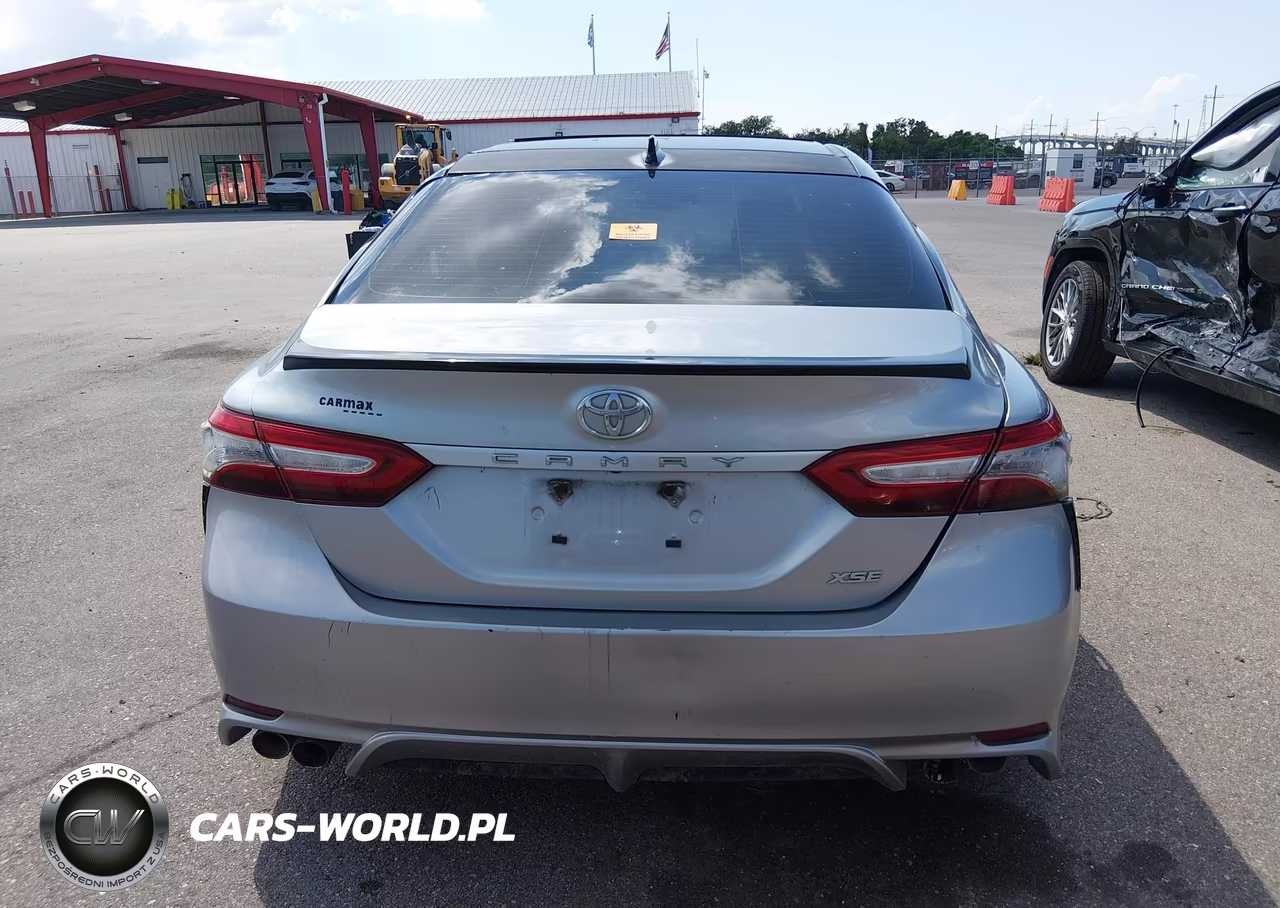 2019 Toyota Camry Xse VIN:4T1B61HK0KU195107 - 16