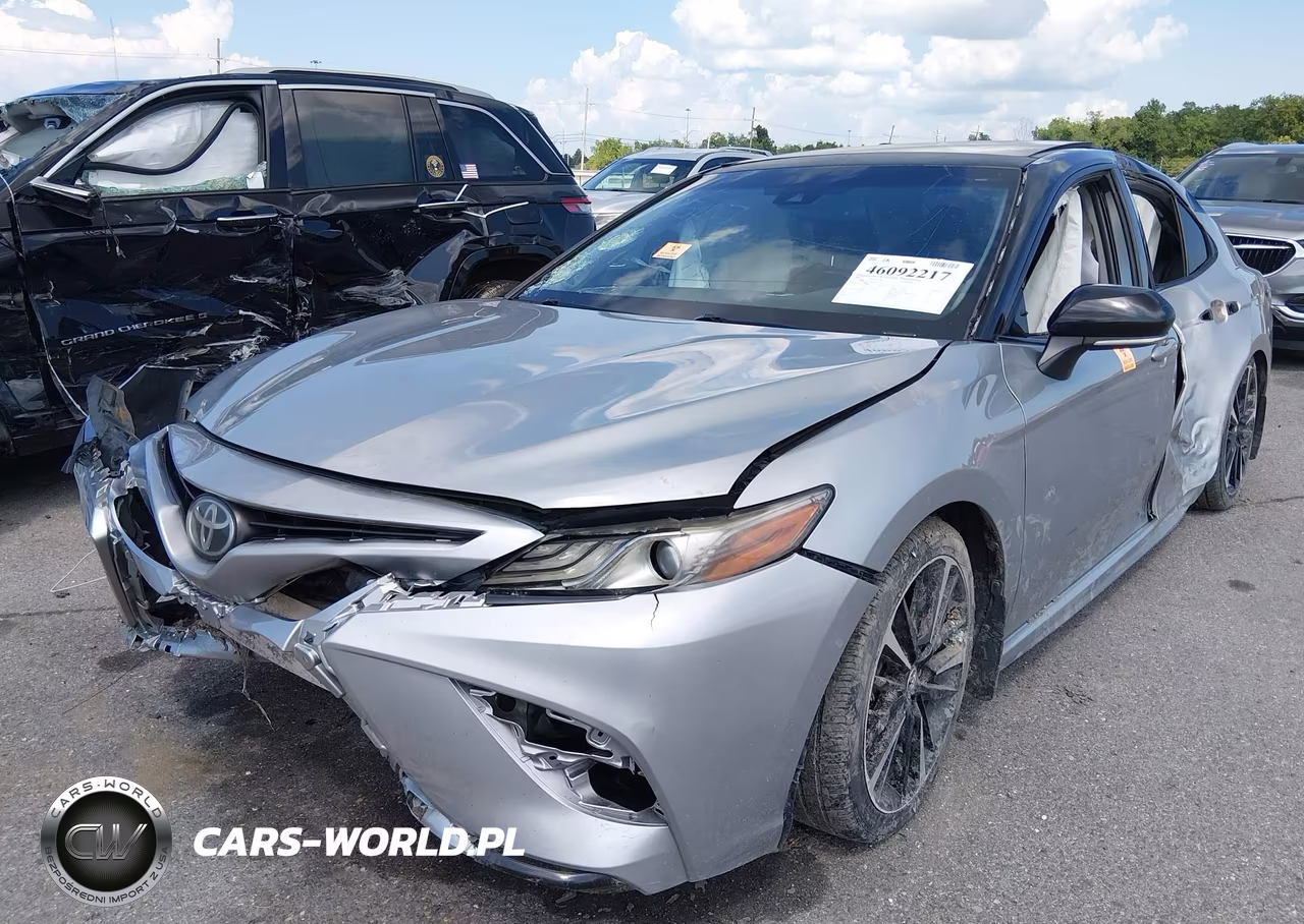 2019 Toyota Camry Xse VIN:4T1B61HK0KU195107 - 2