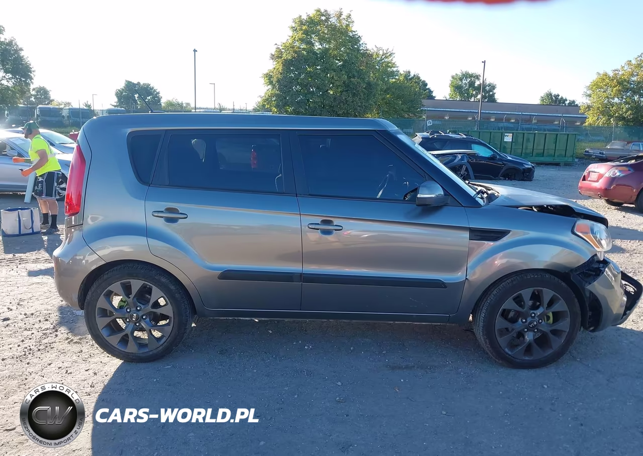 2012 Kia Soul ! VIN:KNDJT2A6XC7370703 - 13