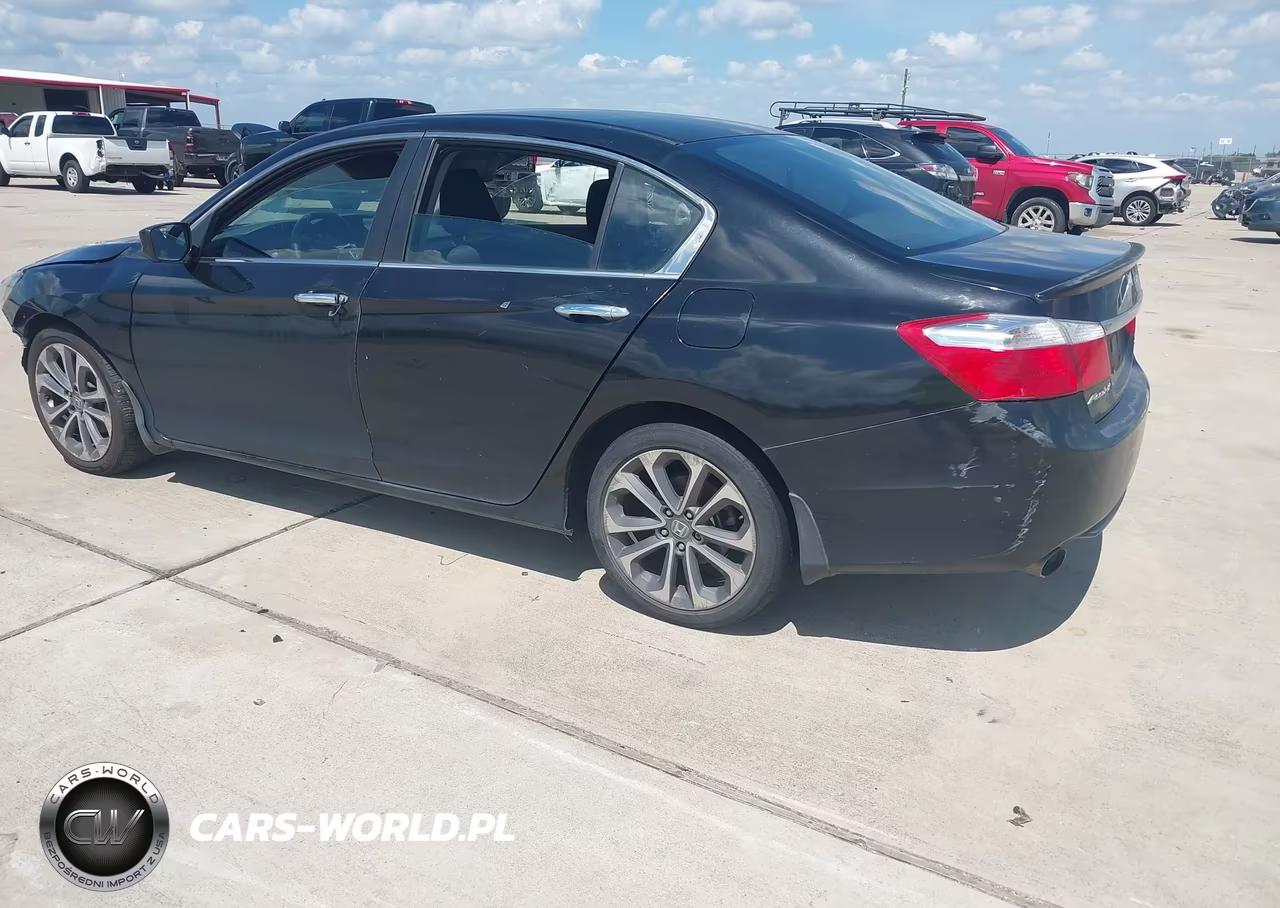 2015 Honda Accord Sport VIN:1HGCR2F57FA228471 - 3