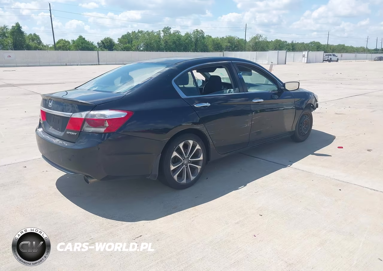 2015 Honda Accord Sport VIN:1HGCR2F57FA228471 - 4