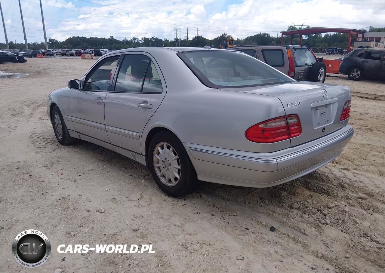 2001 Mercedes-Benz E 320 VIN:WDBJF65J51B223162 - 3