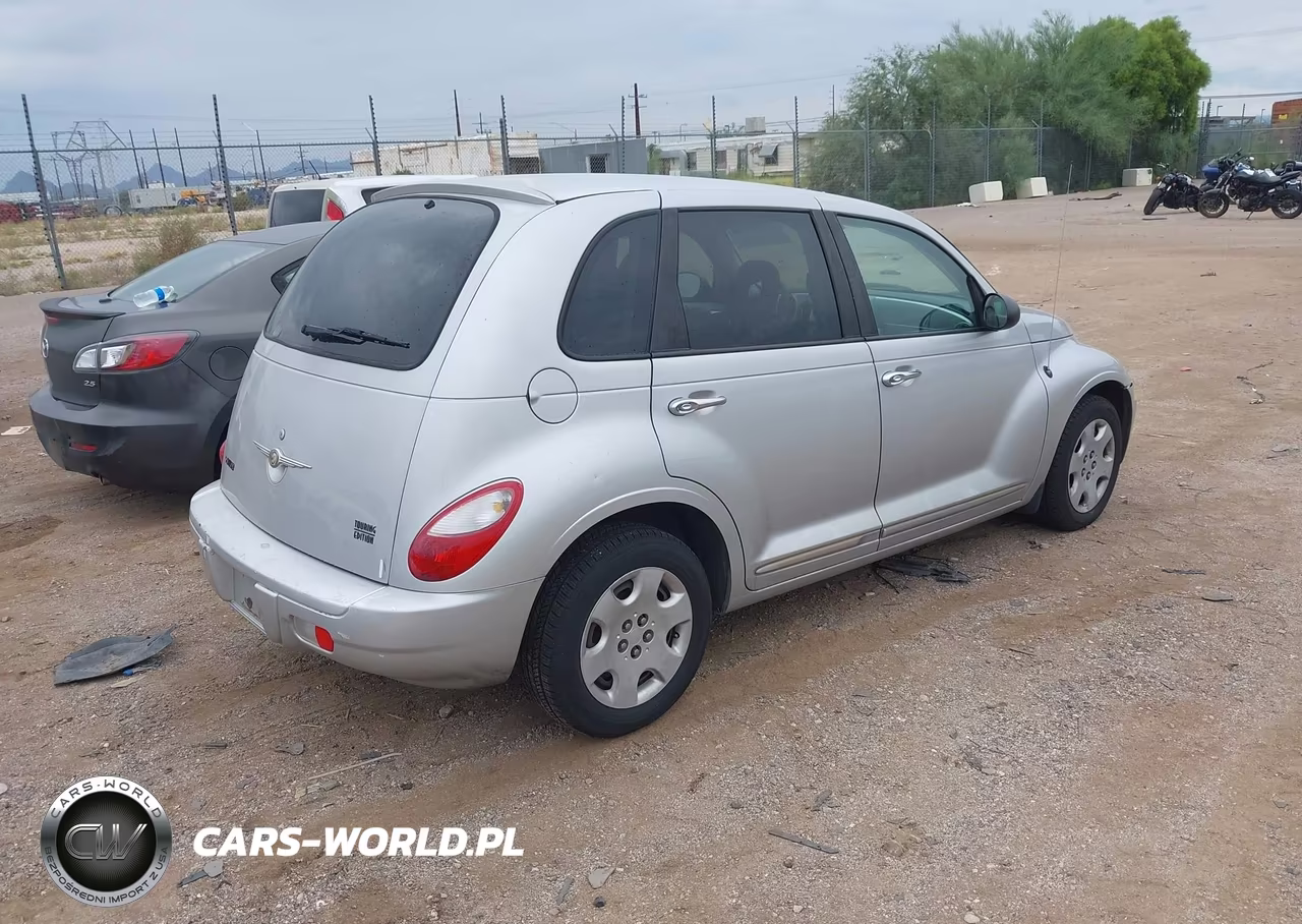 2007 Chrysler Pt Cruiser Touring VIN:3A4FY58B27T511545 - 4