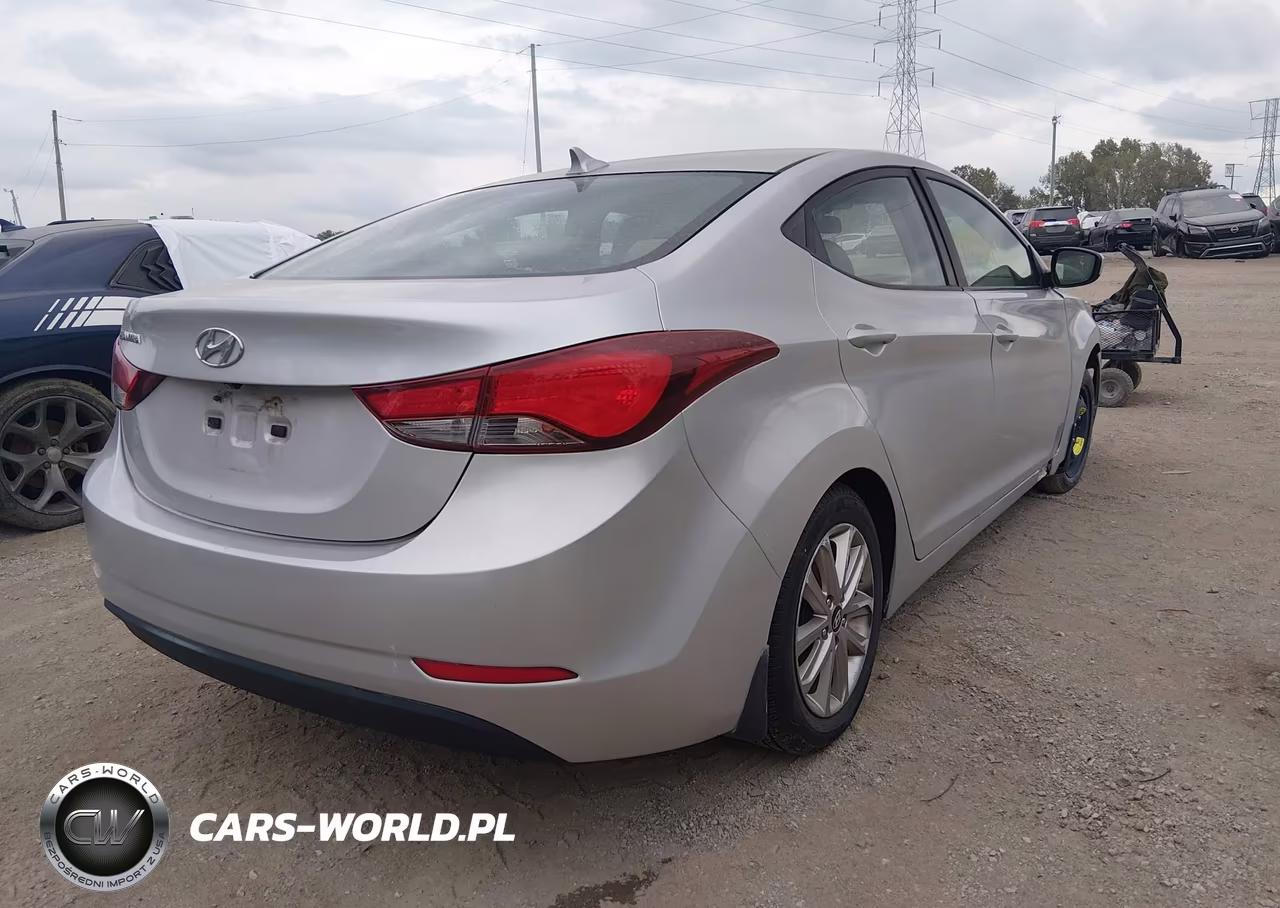 2015 Hyundai Elantra Se VIN:KMHDH4AE2FU279069 - 4