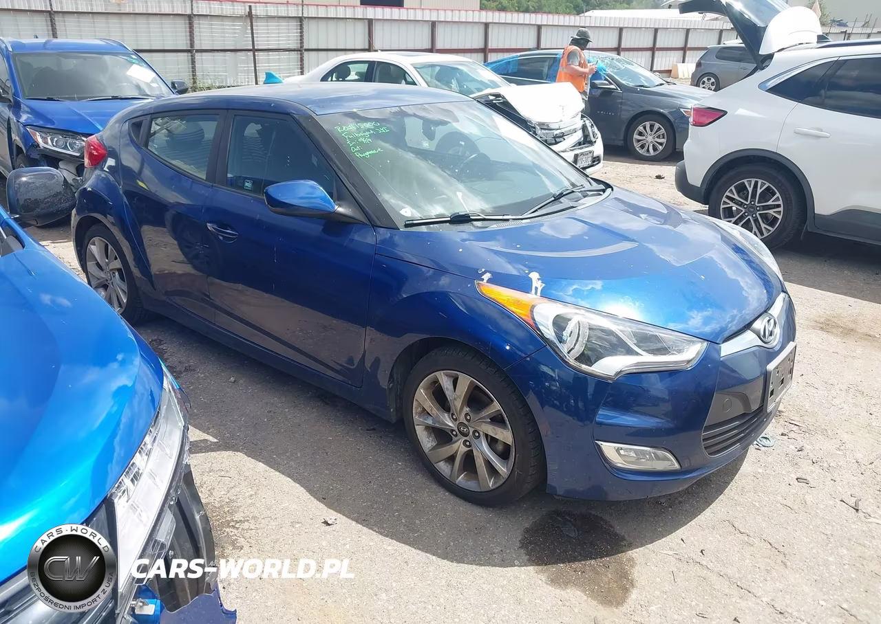 2017 Hyundai Veloster VIN:KMHTC6AD1HU323658 - 1