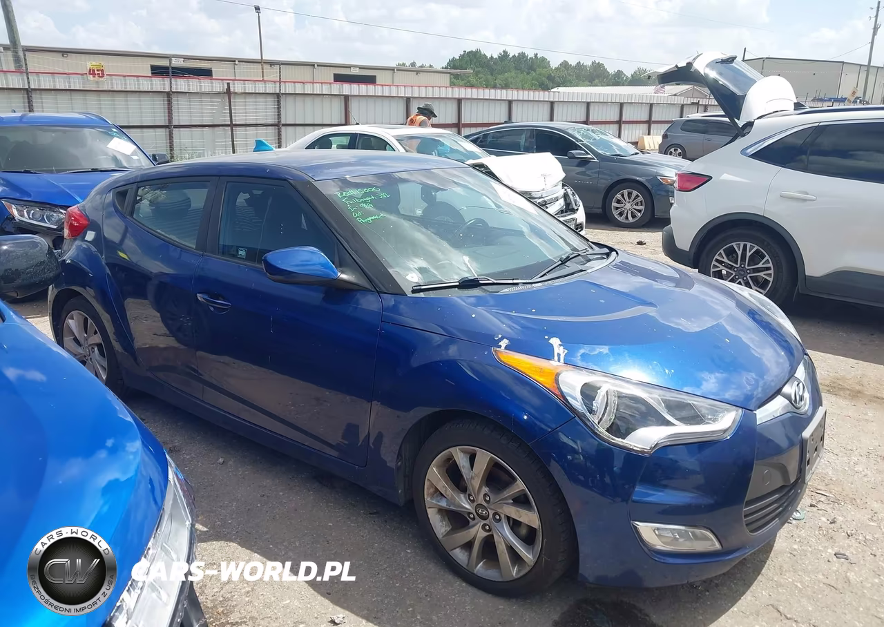2017 Hyundai Veloster VIN:KMHTC6AD1HU323658 - 13