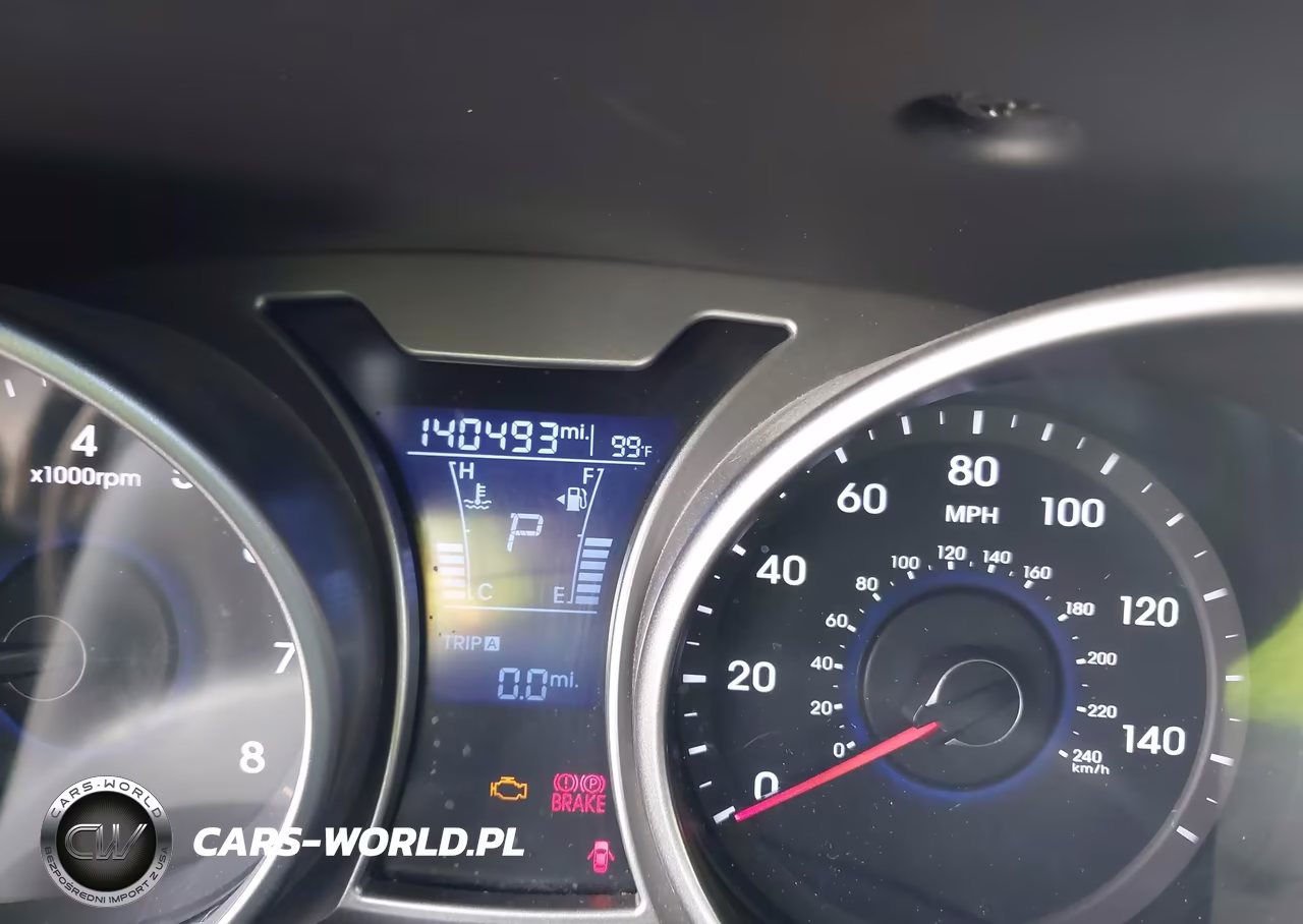2017 Hyundai Veloster VIN:KMHTC6AD1HU323658 - 15