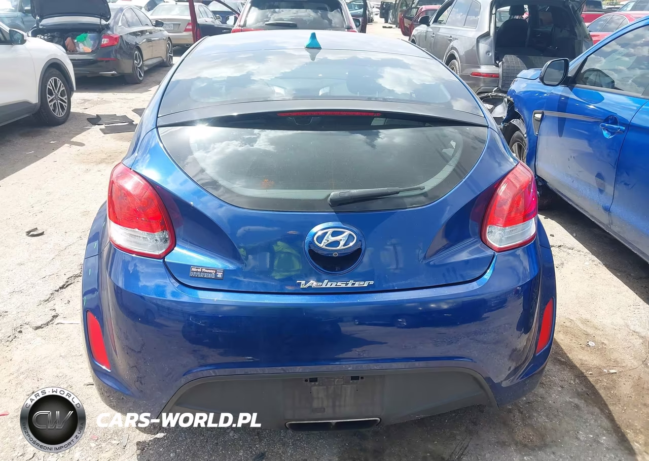 2017 Hyundai Veloster VIN:KMHTC6AD1HU323658 - 16