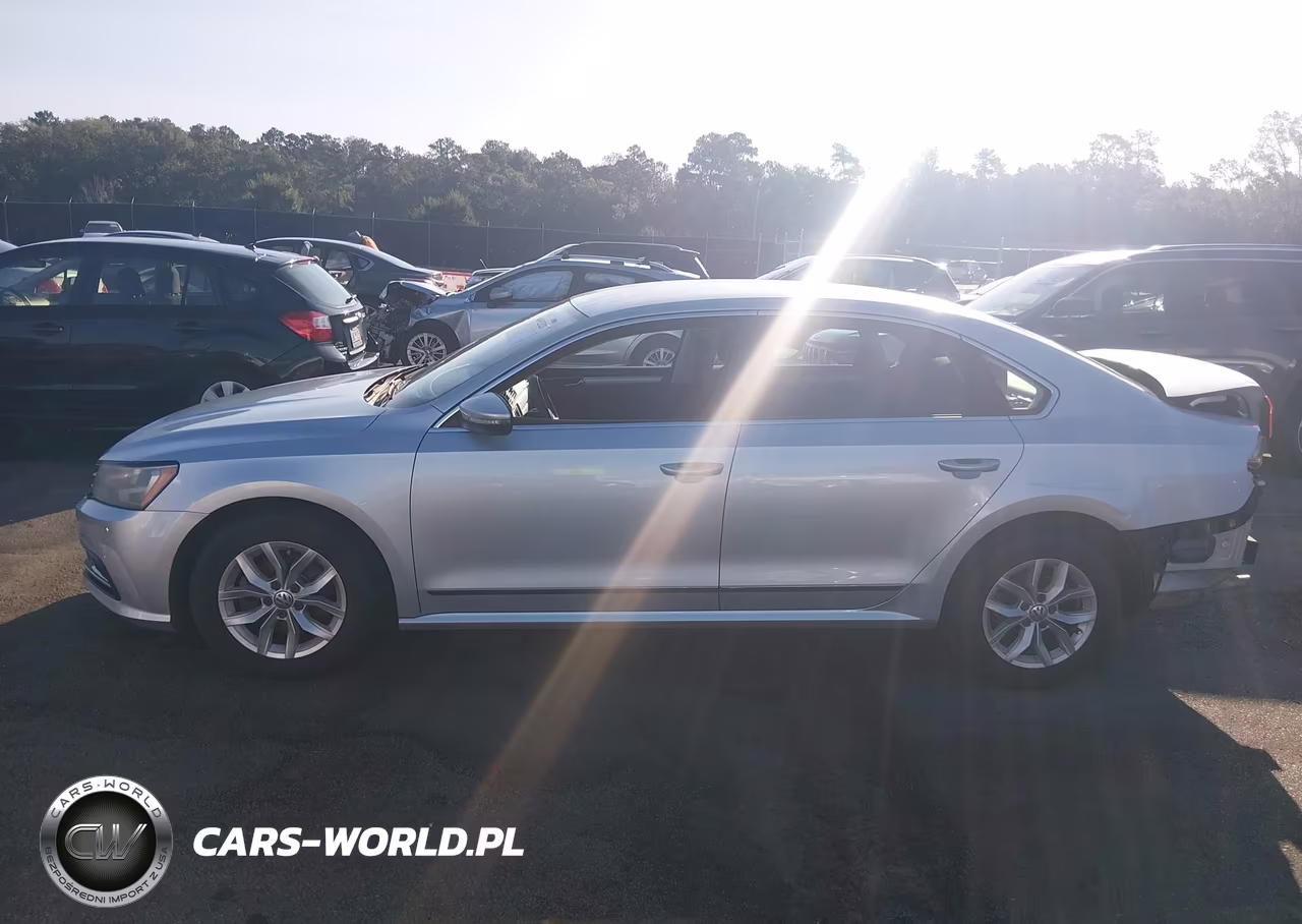 2017 Volkswagen Passat 1.8T S VIN:1VWAT7A32HC078199 - 14