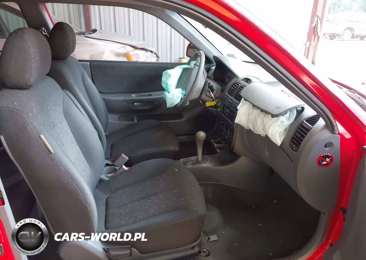 2005 Hyundai Accent Gls-Gt VIN:KMHCG35C05U366341 - 5