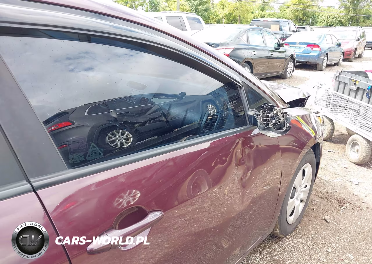 2017 Kia Forte Lx VIN:3KPFL4A7XHE124378 - 15