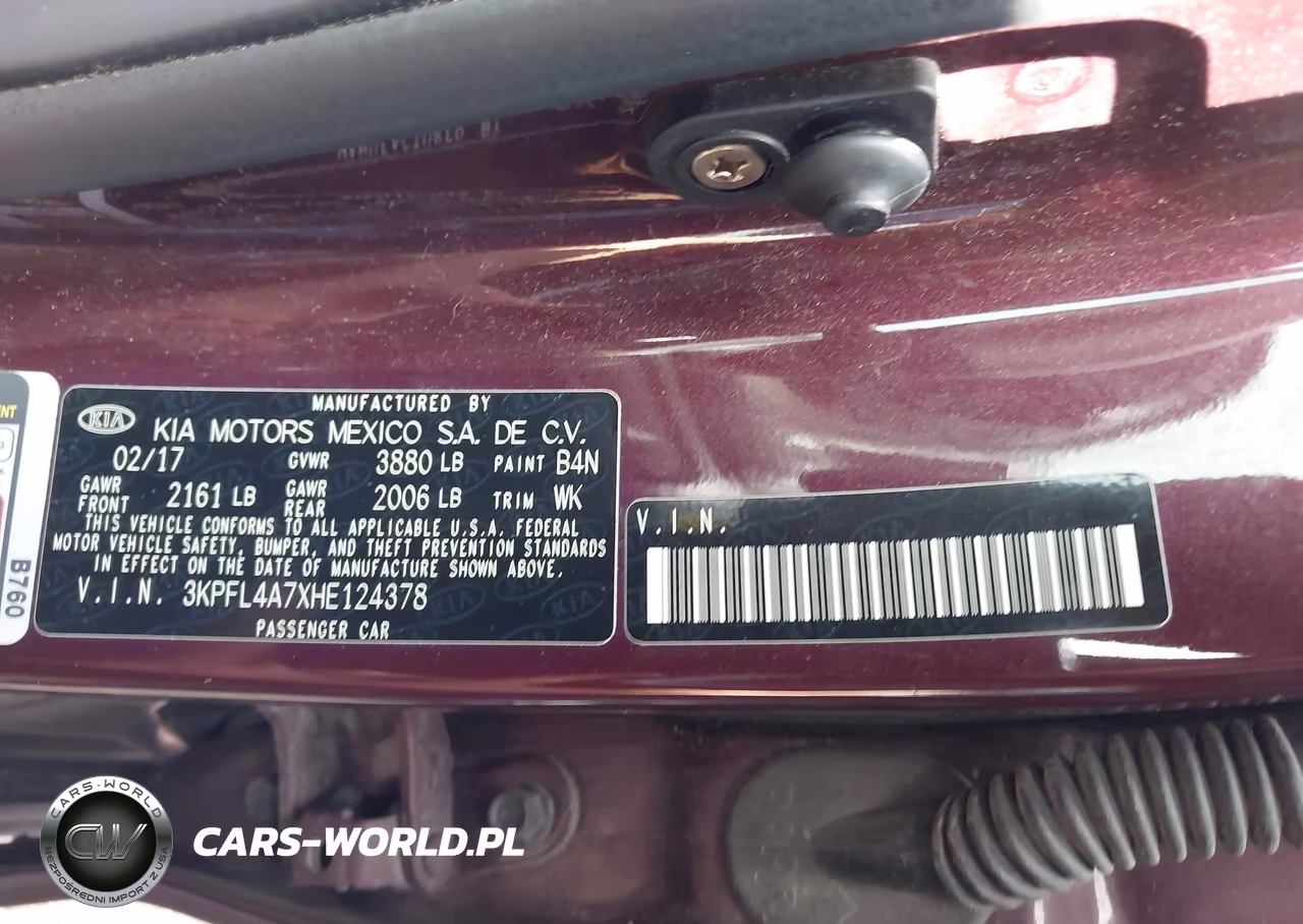 2017 Kia Forte Lx VIN:3KPFL4A7XHE124378 - 9