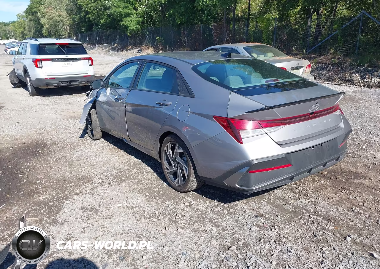 2025 Hyundai Elantra Sel Sport VIN:KMHLM4DG4SU962647 - 3