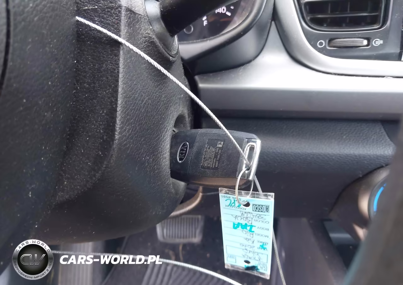 2020 Kia Rio S VIN:3KPA24AD1LE334668 - 11