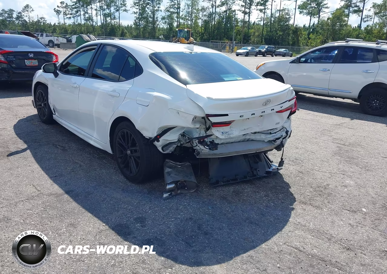 2025 Toyota Camry Se VIN:4T1DAACK7SU533035 - 3