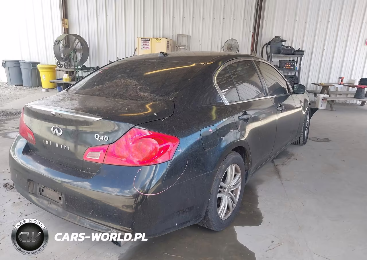 2015 Infiniti Q40 VIN:JN1CV6AP3FM501398 - 4