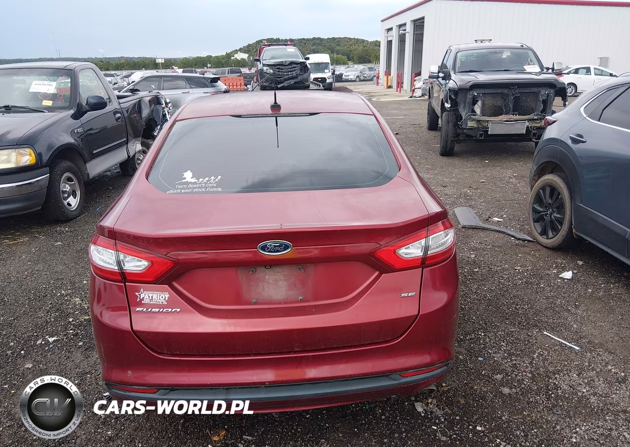 2015 Ford Fusion Se VIN:1FA6P0H71F5112413 - 16