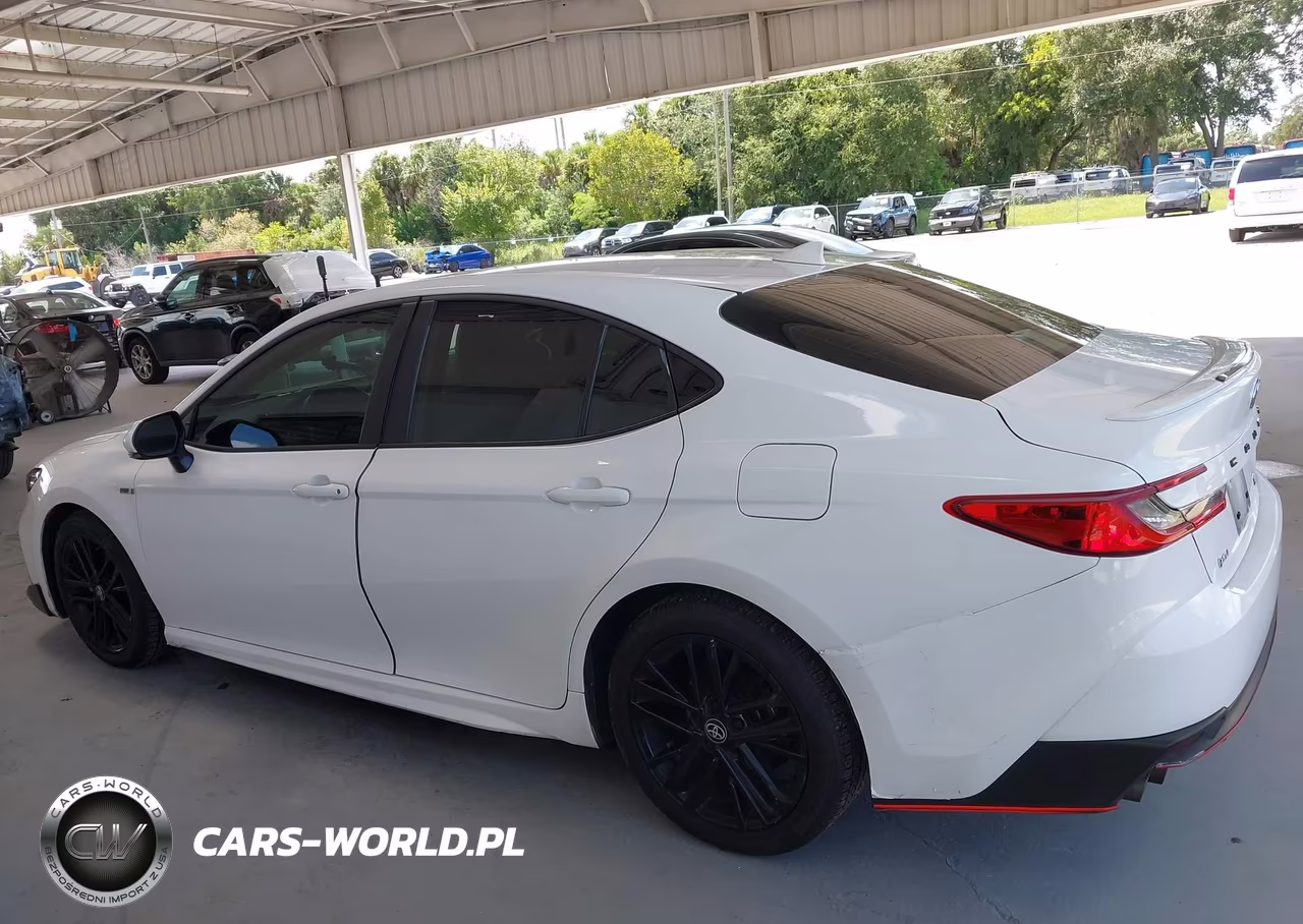 2025 Toyota Camry Se VIN:4T1DAACK2SU169445 - 14